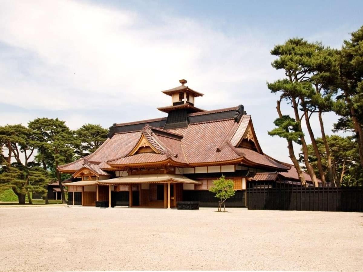 Smile Premium Goryokaku Hotel 3*