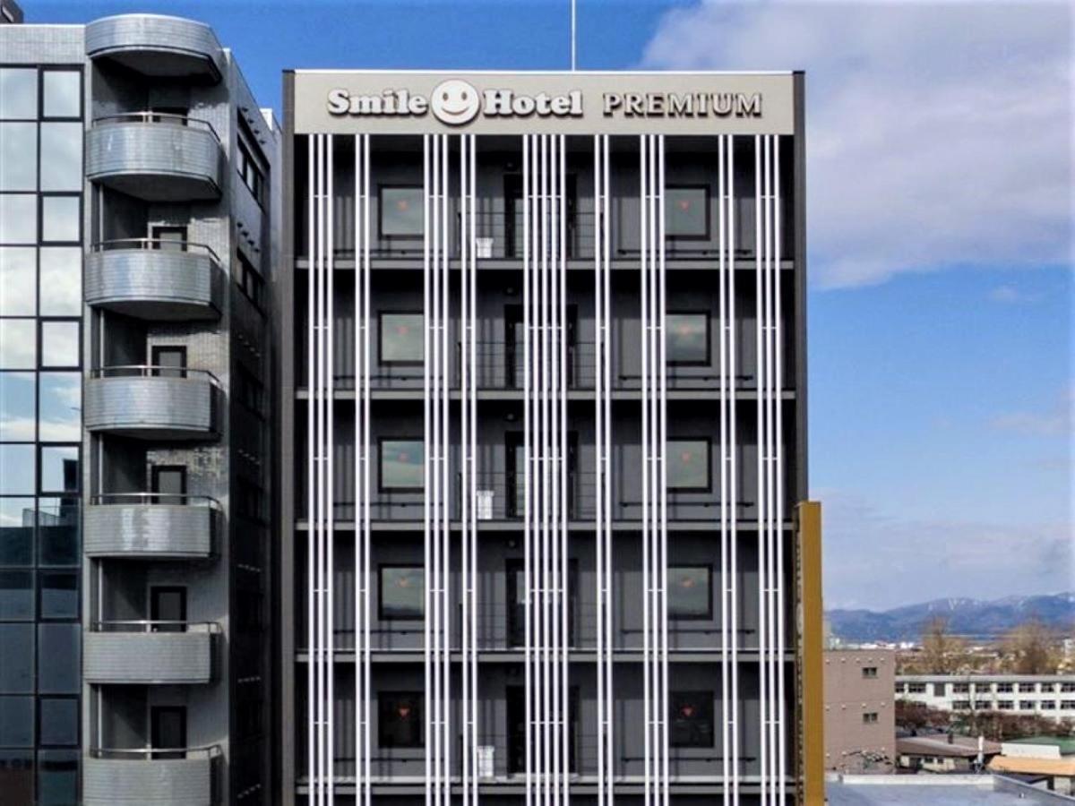 โรงแรม Smile Premium Goryokaku 3*